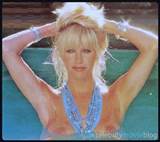 Suzanne Somers photos gallery