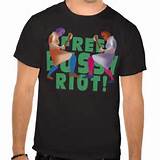 Free Pussy Riot! T-shirts