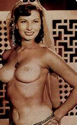 Sophia Loren Naked