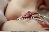 pussy_pearls_vagina_necklace