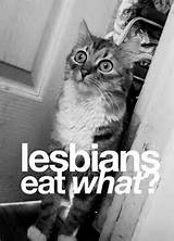 Lesbians Eat Pussy