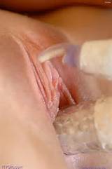 Cute amateur teen babes close up pussy n clit pics