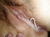 MY WIFES OVERFLOWING CREAMPIE, WITH FLOSS!!!! [7 pictures]