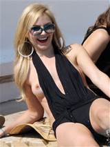 Madison Dylan Swimsuit Malfunction Boob Slip In Cannes