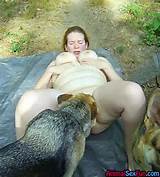 HomeMade Animal Sex-Dog Licking Pussy Wife