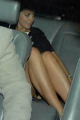 kate middleton upskirt 04 830x1245 200x300 Kate MIddleton Upskirts