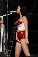Check out Katy Perry grabbing her pussy while shes on stage. Did she ...