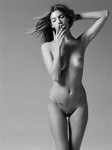 Argentinian f ashion model ChloÃ© Bello nude