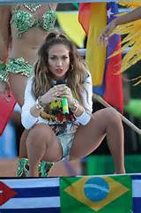 ... can catch up with the highlights of j lo s bootyfull year in best of