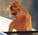 Heidi Klum Bares Her Bare Breasts Topless Sun Tanning Again