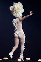 Lady Gaga pussy lips slip on stage and nipple slip paparazzi shoots ...