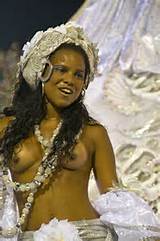 Brazil Carnival Photos Sexy Samba Dancer in Topless in Carnaval Rio de ...