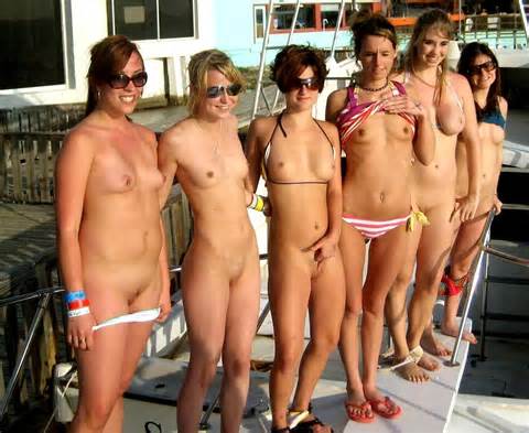 group of texas college coeds flashing pussy at the harbour | sexy ...