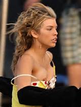 AnnaLynne McCord Boob Slip