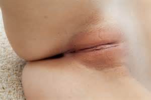 love the smell of fresh shaved pussy in the morning