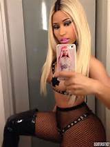 nicki-minaj-nipple-pasties-for-halloween-02-600x800.jpg