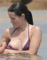 Image search: courteney cox pussy