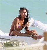 Cassie Ventura fucking sexy and hot bikini and wet pussy photos from ...