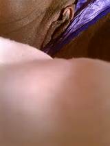 diaryofasubfreak:Purple thong, my pussydamn. that looks good