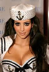 kim-kardashian-pussycat-dolls-8