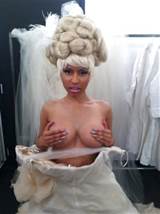 Nicki Minaj Topless Photo - 298_1000.jpg