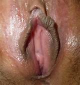 ... porn pics of dark pussy lips... pussy .. wet ... yum 20 of 25 pics