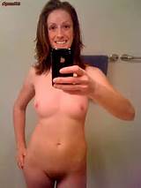 rate : Tall and skinny Redhead phone selfshot