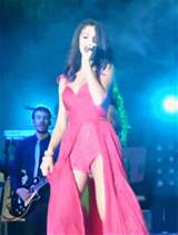 Selena Gomez has 46972 more images | Celebrity Pictures, News and ...