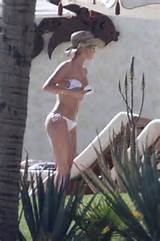 Julianne-Hough-Bikini-6