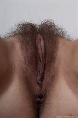 Beast :-) i love hairy pussy